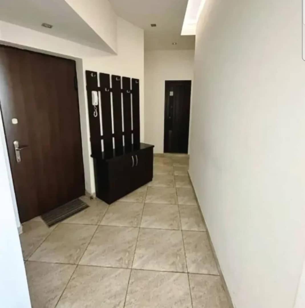 Elite Apartments 耶烈万 外观 照片