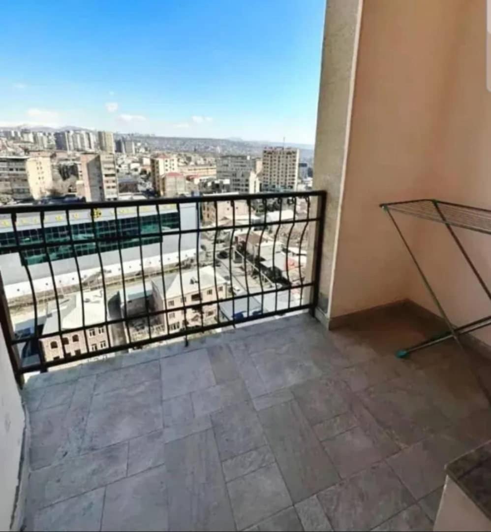 Elite Apartments 耶烈万 外观 照片