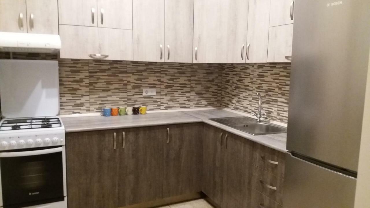Elite Apartments 耶烈万 外观 照片