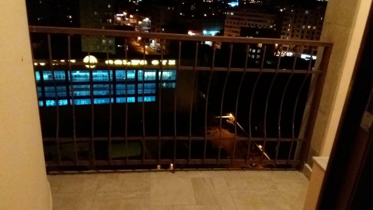 Elite Apartments 耶烈万 外观 照片